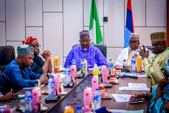Oversight Visit: Defence Ministers harp on Harmonious Working Relationship with NASS