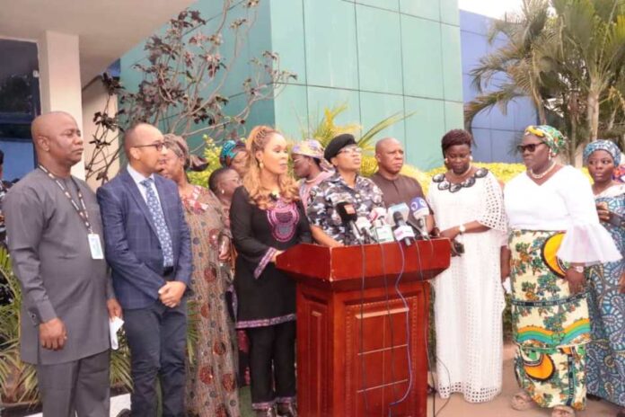 Honourable Minister of Women Affairs, Barrister (Mrs) Uju Kennedy-Ohanenye at the formal presentation of Mrs Adachukwu Okafor, the Onitsha-based Lawyer accused of molesting her 10-year-old househelp. To her immediate left is the National Coordinator, Police Campaign Against Cultism and Other Vices (POCACOV), CSP Okuwobi Iloabanafor