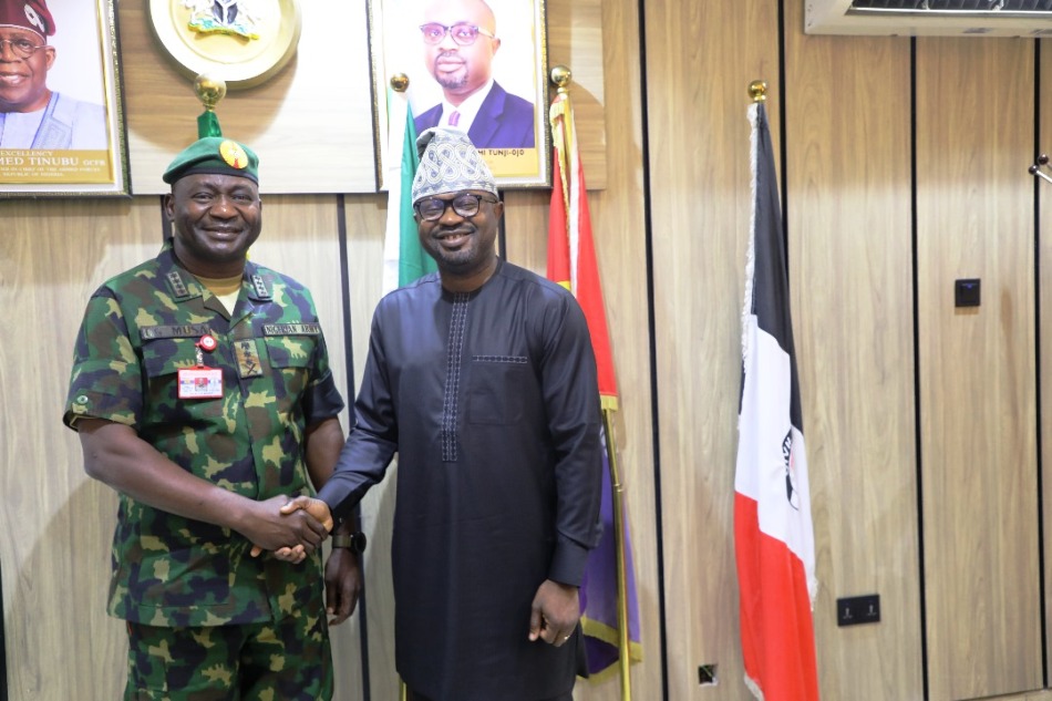 L-R : Gen CG Musa, Chief of Defence Staff; Hon. (Dr.) Olubunmi Tunji-Ojo, Honourable Minister of Interior