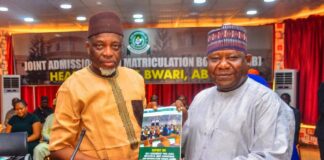 L-R. The Registrar JAMB, Prof. Oloyede receiving award from DG BPSR, Mr. D. I Arabi.