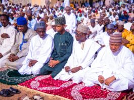 Minister of Information and National Orientation Mohammed Idris celebrated Eid al-Fitr with worshippers at Kaduna in a spirit of unity and reflection on April 10, 2024.