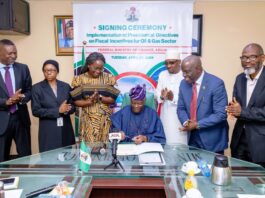 L-R: Mr Gwueke Ajifa, Executive Director Oil Producers Trade Section, Mrs Amina Ado Coorinating Director Large TaxPayers Group Federal Inland Revenue Service, Mrs Olu Verheijen Special Adviser to the President on Energy, Mr Wale Edun Honourable Minister of Finance/Coordinating Minister of the Economy, Mr Farouk Ahmed, Authority Chief Executive, Nigerian Midstream and Downstream Petroleum Regulatory Authority, Mr Gbenga Komolafe, Chief Commission Executive and Tajudeen Shobayo, Programme Coordinator, Office of the Special Adviser to the President on Energy