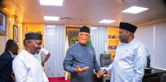 Honourable Minister of State Petroleum Resources (Gas) Rt. Hon. Ekperikpe Ekpo and the Permanent Secretary, Ministry of Petroleum Resources, Amb. Nicholas Agbo Ella welcoming Governor of Akwa Ibom State, His Excellency, Pastor Umo Bassey Eno to the Ministry.