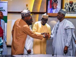 The Minister of State, Agriculture and Food Security, Sen Aliyu Abdullahi, receiving Members during the inauguration.
