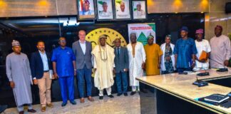 The Minister of State Abdullahi Tijjani Gwarzo, the Permanent Secretary Dr. Marcus Ogunbiyi, UN-Habitat deligation led by Mathias Spaliviero, alongside some directors of the Ministry, at the meeting with the delegation from the UN-Habitat.