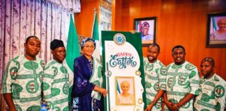 Presentation of Easter Card to the First Lady of the Federal Republic of Nigeria Senator Oluremi Tinubu by Executives of the Youth Wing of the Christian Association of Nigeria YOWICAN during a courtesy visit at the State House Abuja on Monday 1st April 2024