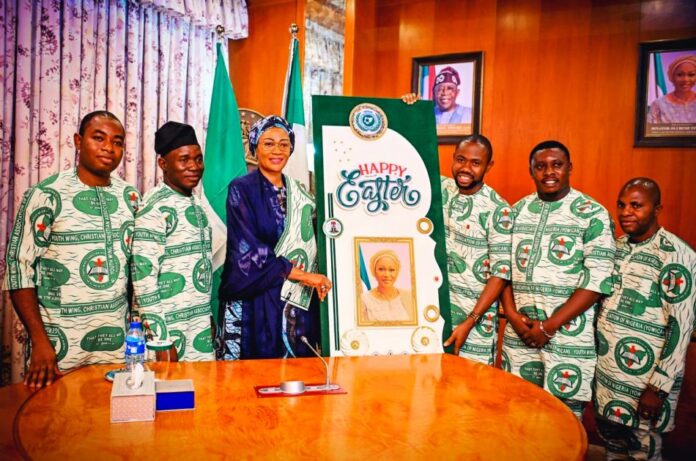 Presentation of Easter Card to the First Lady of the Federal Republic of Nigeria Senator Oluremi Tinubu by Executives of the Youth Wing of the Christian Association of Nigeria YOWICAN during a courtesy visit at the State House Abuja on Monday 1st April 2024
