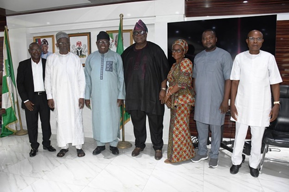 Hon. Chairman FCSC, Prof. Tunji Olaopa (R) with Taraba State Head of the Civil Service- Mr. Paul Maigada Tino (immediate Left) flanked (L & R) by FCSC Hon. Commissioners.
