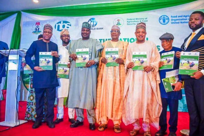 FG Launches NASC 1 L-R, the Statistician General,NBS, Prince Adeyemi Adenrian, Permanent Secretary, FMAFS, Mr Peter Fashedemi, Minister of State for Agriculture and Food Security, Sen Aliyu Sabi Abdullahi, Senate Committee Chairman on Planning and Economic Development, Sen. Abdullahi Yahaya and Minister of Budget and Economic Planning,Sen Abubakar Atiku Bagudu, during the launching of NASC Report in Abuja.