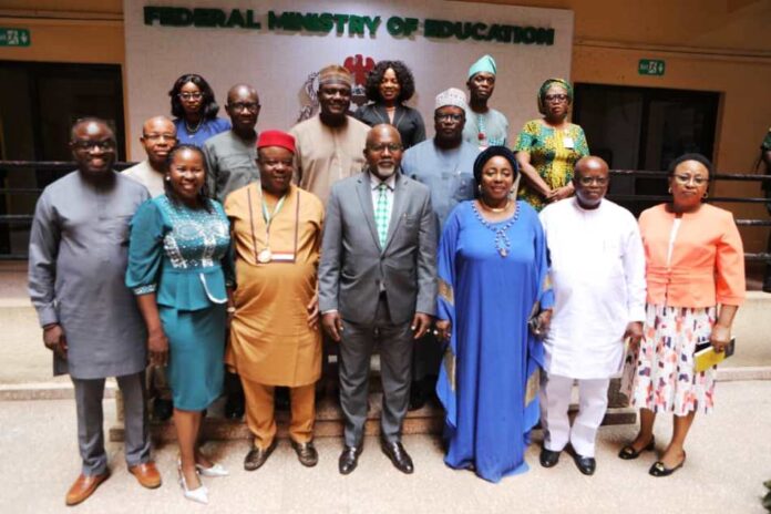 Ministry of Education and CIDSAN The Honourable Minister of State for Education, Hon. Dr. Yusuf Tanko Sununu (C), flanked Left Dr Elijah Ogbuokiri, President CIDSAN (in Blue gown)Dr Mrs Lami Amodu , FME Staff and other CIDSAN Team Members during the Courtesy Visit in headquarters Abuja.