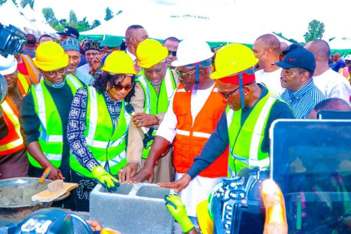 Renewed Hope Estate: Dangiwa Tasks Developers on Quality Execution of Project in Ebonyi