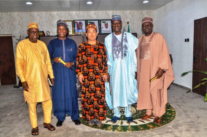 L-R Chief of Staff to the Honourable Minister of Housing and Urban Development, ..., Honourable Minister of State for Housing and Urban Development, Abdullahi Tijjani Gwarzo, Vice Chairman, Yiwu China - Africa Business Council, High Chief Mike Yousuf Ugwu, Hon.Minister of Housing and Urban Development, Arc Ahmed Musa Dangiwa and Permanent Secretary, Federal Ministry of Housing and Urban Development, Dr. Marcus Ogunbiyi during a courtesy visit by Vice -Chairman Yiwu China - African Business Council to the ministry recently.