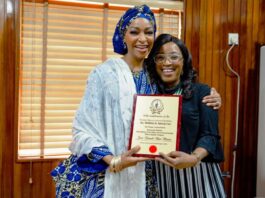 L-R: Hannatu Musa Musawa Hon. Minister of Art, Culture and the Creative Economy receiving a courtesy plaque from Adeniyi Mobolaji Fnia-Pnia the President of the Nigerian Institute of Architects (NIA) on behalf of the institute on the 9th of August 2024