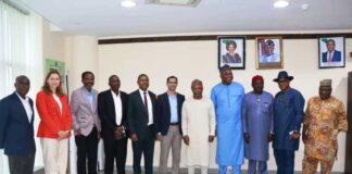 5th from right - Ambassador Gabriel Aduda, Permanent Secretary, Federal Ministry of Women Affairs, World Bank SPEESE Task Team Leader, Mr. Ishtiak Siddique when he led a delegation on a visit to the Ministry