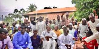 2024 WHD: Humanitarian Aid Workers And Institutions Rewarded; IDPS Receive Cash, Food And Non- Food Items - Enitan