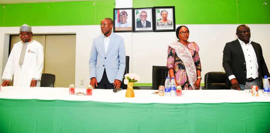 Hon. Minister of Sport Development, Sen. John Owan Enoh (middle) flanked to his right by the Permanent Secretary, Mrs Tinuke Watti and the President of Paralympic of Nigeria, Odebode and to the left by the President of Nigeria Olympic Committee, Abu Gumel.