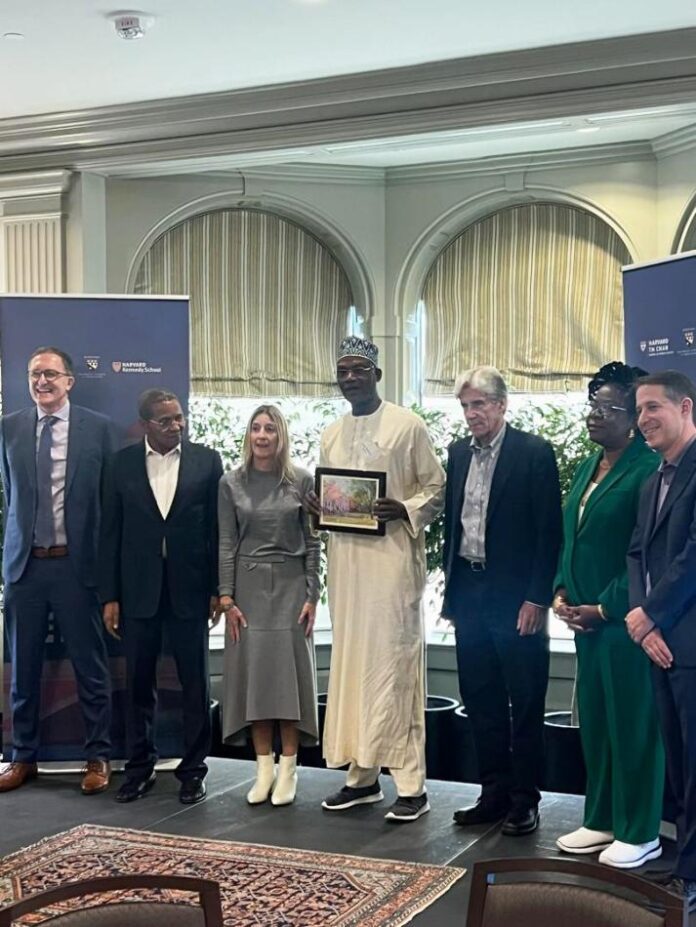 Tahir Mamman Champions Nigeria's Educational Reform Professor Tahir Mamman OON SAN (centre) received his certificate of successful completion of the intensive training program in Harvard