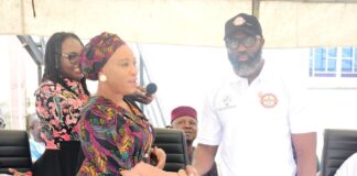 The National Coordinator/ CEO SERVICOM PRESIDENCY, Mrs. Nnenna Akajemeli with the Managing Director/ CEO Rural Electrification Agency, Mr Abubabkar Aliyu and his Management team at the Inauguration ceremony