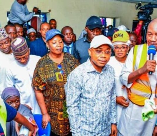 Kogi Governor Visits IDP Camps, Assures Flood Victims Of Commitment To Their Welfare