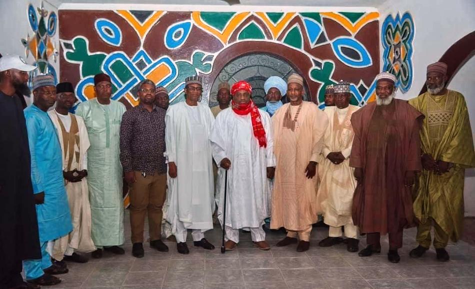 group photograph of DG, NAGGW, Saleh Abubakar, MFR, Directors, Emir of Dutse, Muhammad-Sanusi and memories of the Emirate