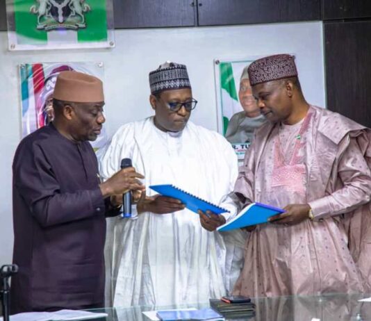 Samuel Anyanwu AttachmentsNov 5, 2024, 4:54 PM (9 hours ago) to me PRESS RELEASE DR. ALAUSA HANDOVER TO NEW MINISTER OF STATE, HEALTH -REWARD FOR WORK IS MORE WORK, SAYS PATE The Coordinating Minister for Health & Social Welfare Prof. Muhammad Ali Pate has described the redeployment of Dr Tunji Alausa as new Honourable Minister of Education, as reward for good and exceptional work in his former post as Minister of State for Health & Social Welfare. Prof Pate disclosed this during the handover by Dr. Tunji Alausa, former Minister of State to the in-coming Minister, Dr. Salako Iziaq Adekunle Adeboye, held in the Ministry's headquarters office Abuja, Monday 4 November 2024. Speaking with nostalgia, the Coordinating Minister extolled the virtues of his former assistant and said; he is a man with capacity, commitment and a team player. All these attributes, he emphasized, has contributed immensely to the transformative blocks of improving the health sector for effective, efficient and, optimal service delivery to Nigerians. While wishing Dr Tunji Alausa the out-gone Minister, success and God's guidance in his new post as Honourable Minister for Education, Prof. Pate asserted that '' the reward for work is more work. The reward for good work is even more work. So I am not surprised''. Furthermore, the Coordinating Minister welcomed the incoming Minister of State for Health & Social Welfare, Dr Salako Iziaq Adekunle Adeboye to the Ministry; stressing that his coming is highly appreciated. Collectively, he stated, we shall build upon the milestones to revamp and, advance the health sector in line with the Renewed Hope Agenda of President Bola Ahmed Tinubu GCFR. The highpoint of the event was the handover notes by Dr. Tunji Alausa to the incoming Minister of State for Health & Social Welfare Dr Salako Iziaq Adekunle Adeboye; in the presence of the Coordinating Minister for Health & Social Welfare, Prof. Muhammad Ali Pate; Permanent Secretary Kachollom Daju mni; and Directors of Departments. Another milestone event of the day in the Ministry's headquarters Office; was the release of appointment letters by Dr. Tunji Alausa to ten (10nos) Medical Directors of Federal Hospitals and, the newly established Federal Medical Centres at Misau, Bauchi State; Ikole-Ekiti, Ekiti State and, Epe Lagos State. Speaking at the event marking his last duty in the Federal Ministry of Health & Social Welfare, Dr Alausa enjoined the newly appointed Medical Directors to be prudent, judicious and purposeful in their administration of resources. He emphasized to them the dictum: to whom much is given, much is expected; and said ''please focus on the project you can complete on time, any amount of money that the government releases into healthcare, we want our citizens to start feeling the impact". Alaba Balogun Head, Information & Public Relations 05 November 2024 Left-Right: Outgoing Minister Dr Tunji Alausa; Coordinating Minister for Health & Social Welfare Prof Muhammad Ali Pate and, In- coming Minister of State, Dr. Salako Iziak Adekunle Adeboye; during the Handover ceremony.