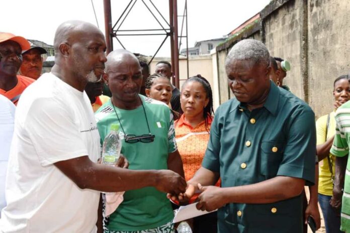 Ex International joins Otti to reward Abia Athletes, hails Sports Dev. Under Otti
