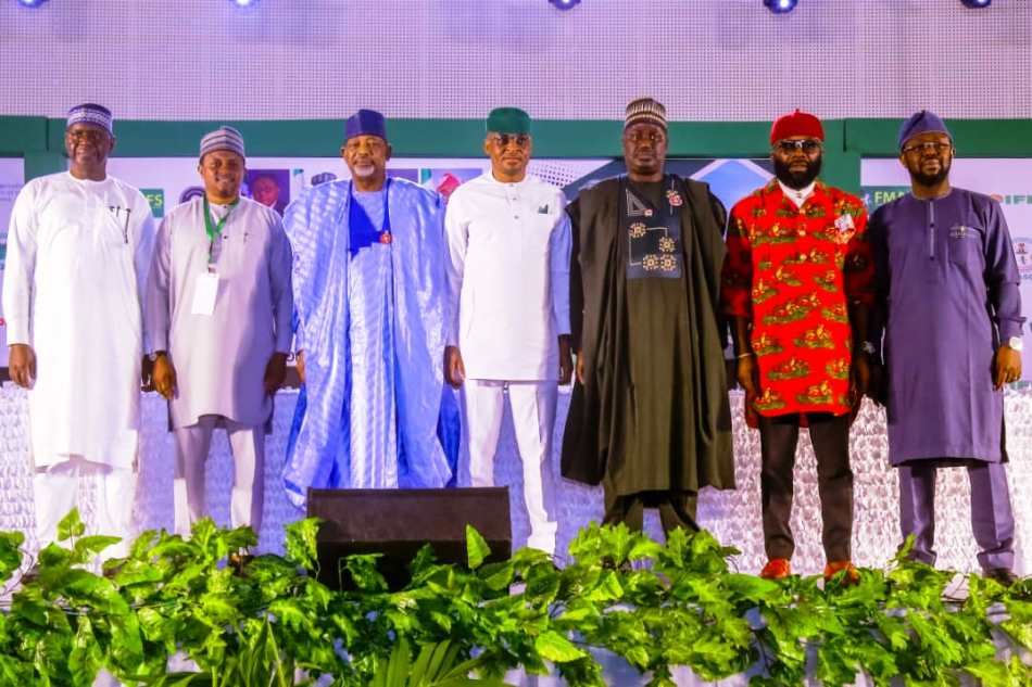 L-R, third from the left-hand side, the Minister of Agriculture and Food Security, Sen Abubakar Kyari and other stakeholders during the 46th Regular Meeting of the National Council on Agriculture and Food Security in Calabar, Cross River State.