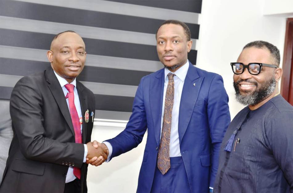 L-R: Director-General, BPP, Dr. Adebowale A. Adedokun; SSA to President Bola Ahmed Tinubu, GCFR on Digital/New Media/Presidential office on Digital Engagement and Strategy, Mr. O'tega Ogra in a warm handshake while the Technical Adviser, to SSA, Mr. Abiola Olatokumbo looks on shortly after the meeting