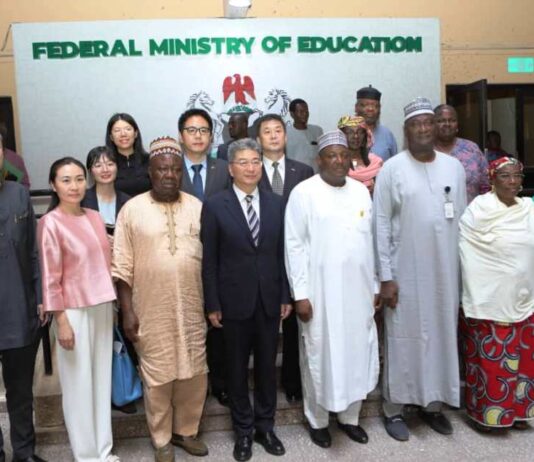 Visit of the Vice Minister of Education of the people's Republic of China to Hon. Minister Federal Ministry of Education represented by Permanent Secretary Education.