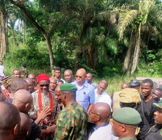 The Nigerian Army has reopened the Umuokpara-Onuimo road for Public use after days of restriction following the attack on three of its personnel last week by yet-to-be identified Gun men