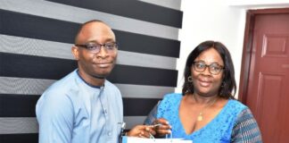 L-R: Director-General, Bureau of Public Procurement (BPP) Dr. Adebowale A. Adedokun, MCIPS, ACFE receiving a souvenir from the leader of the delegation, United Nation Women Representative to Nigeria and Ecowas, Mrs. Beatrice Enyong during her visit to BPP in Abuja