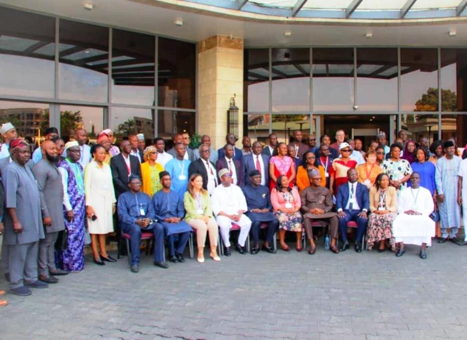 Group Photograph of dignitaries present at the Flag-off ceremony