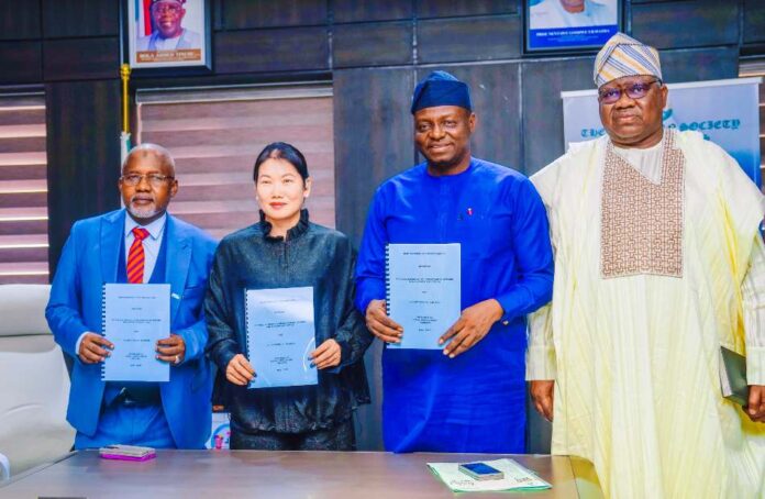 2nd Right, Honourable Minister of Humanitarian Affairs and Poverty Reduction, Professor Nentawe Goshwe Yilwatda, 1st left, Honourable Minister of State Dr Yusuf Tanko Sununu, 1st Right, Permanent Secretary, Dr Yakubu Adam Kofarmata and the Chairman/ CEO CIG MOTORS Co. Ltd Chief Diana Chen, during the signing ceremony of the MOU on automobile repairs and maintenance training for trainees of Skill to Wealth programme, held on Thursday 8th May, 2025 at the Ministry' s Headquarters Abuja
